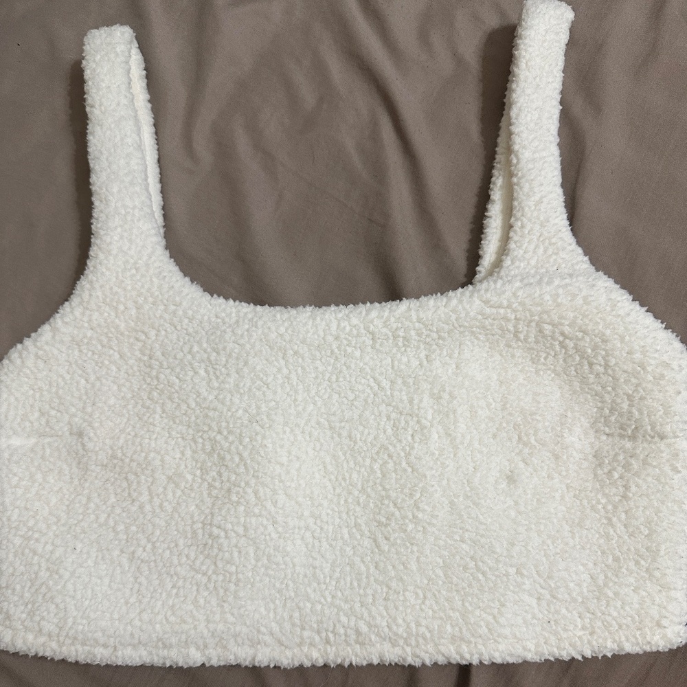 White Gilly Hicks sherpa tank top- M